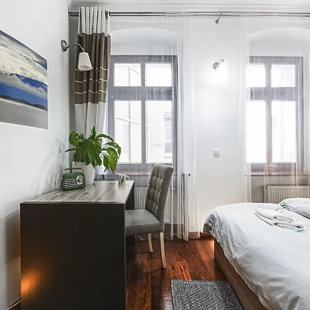 Klimatyczny W Centrum Apartmán