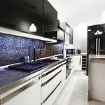 Klimatyczny W Centrum Apartment