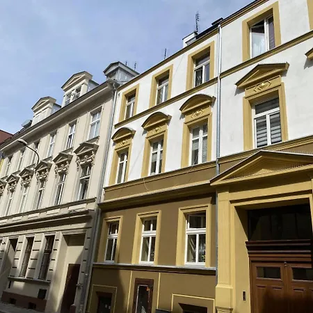 Klimatyczny W Centrum Vratislav